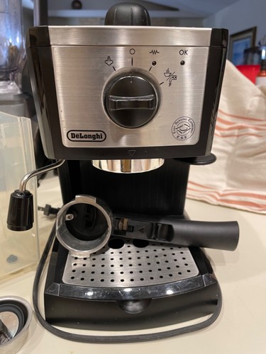 Delonghi espresso machine - delonghi,